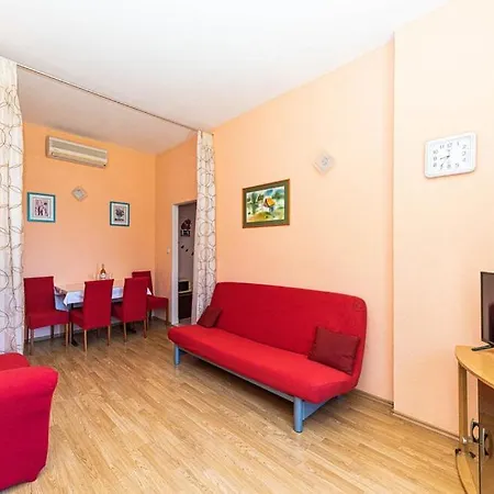 Vrisika Ll Makarska